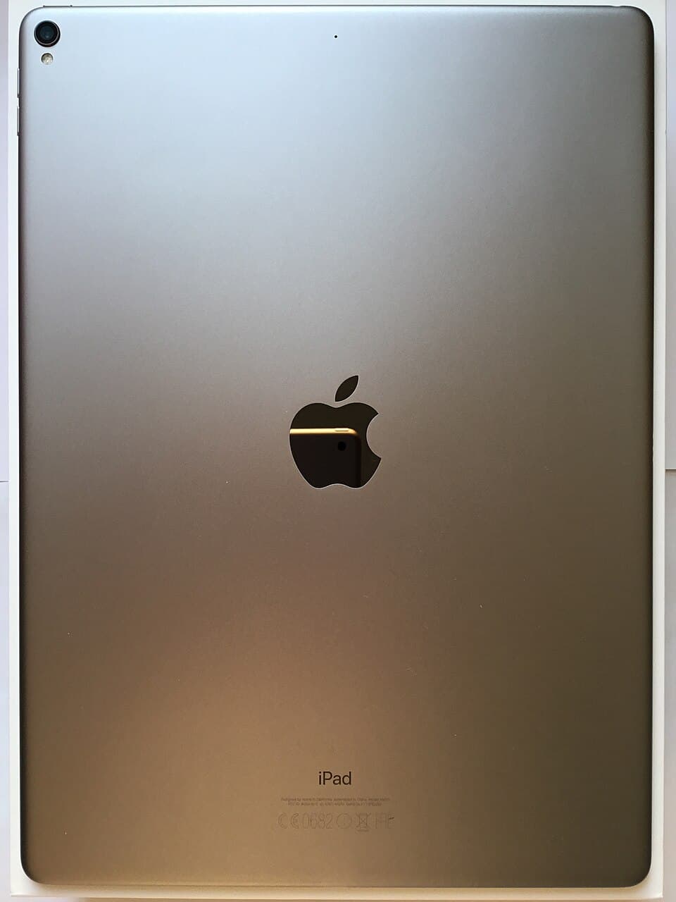 Apple iPad (10th gen, 64GB)